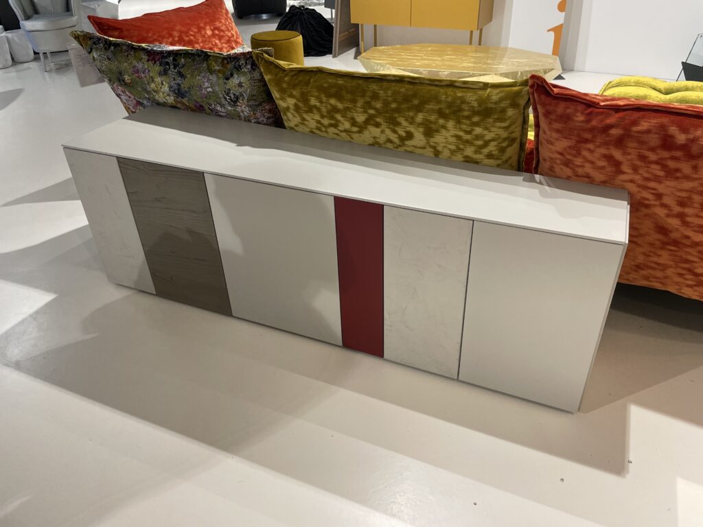 Sideboard Inclin Art - mit 6 Türen Sideboard Inclin Art - mit 6 Türen