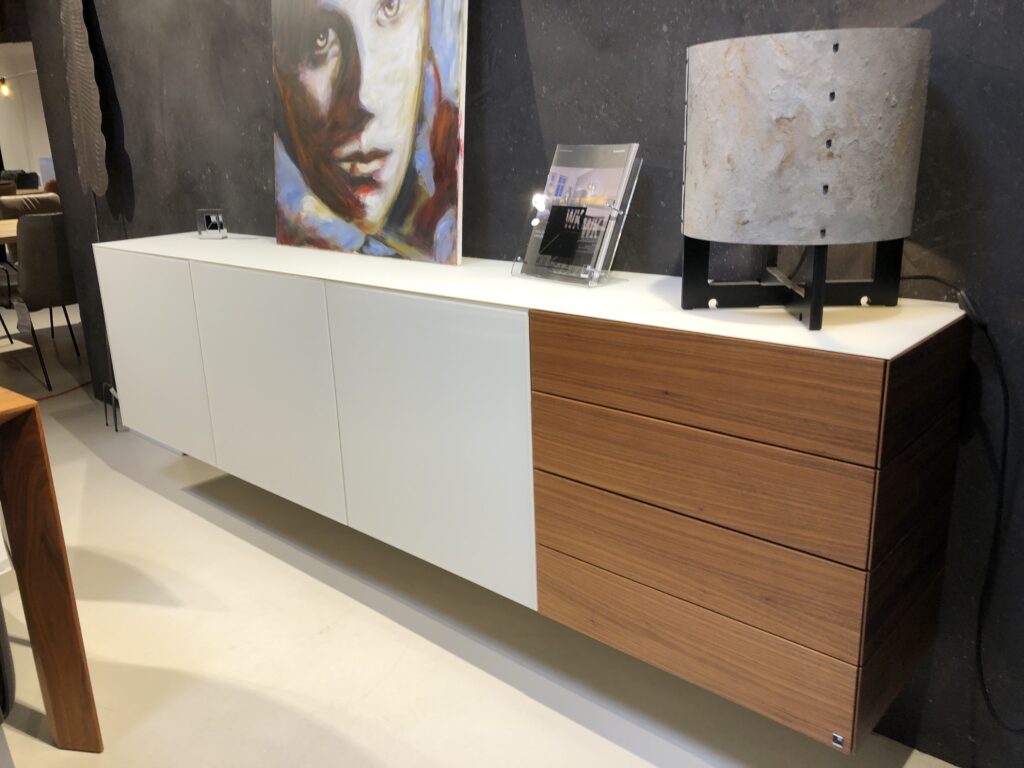 Hängeanrichte WK Majestro Hängeanrichte WK Majestro